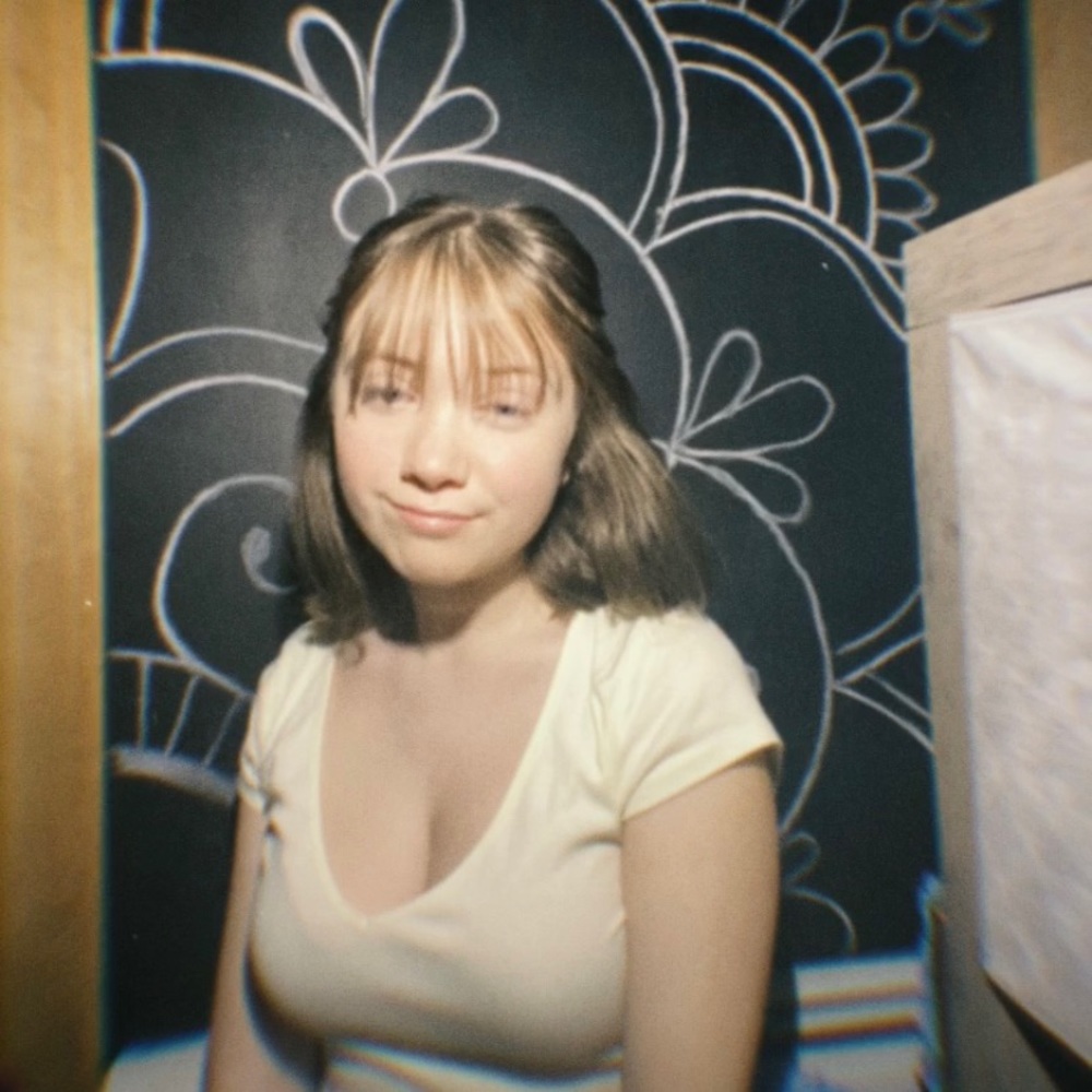 Meet your Posher, Caroline